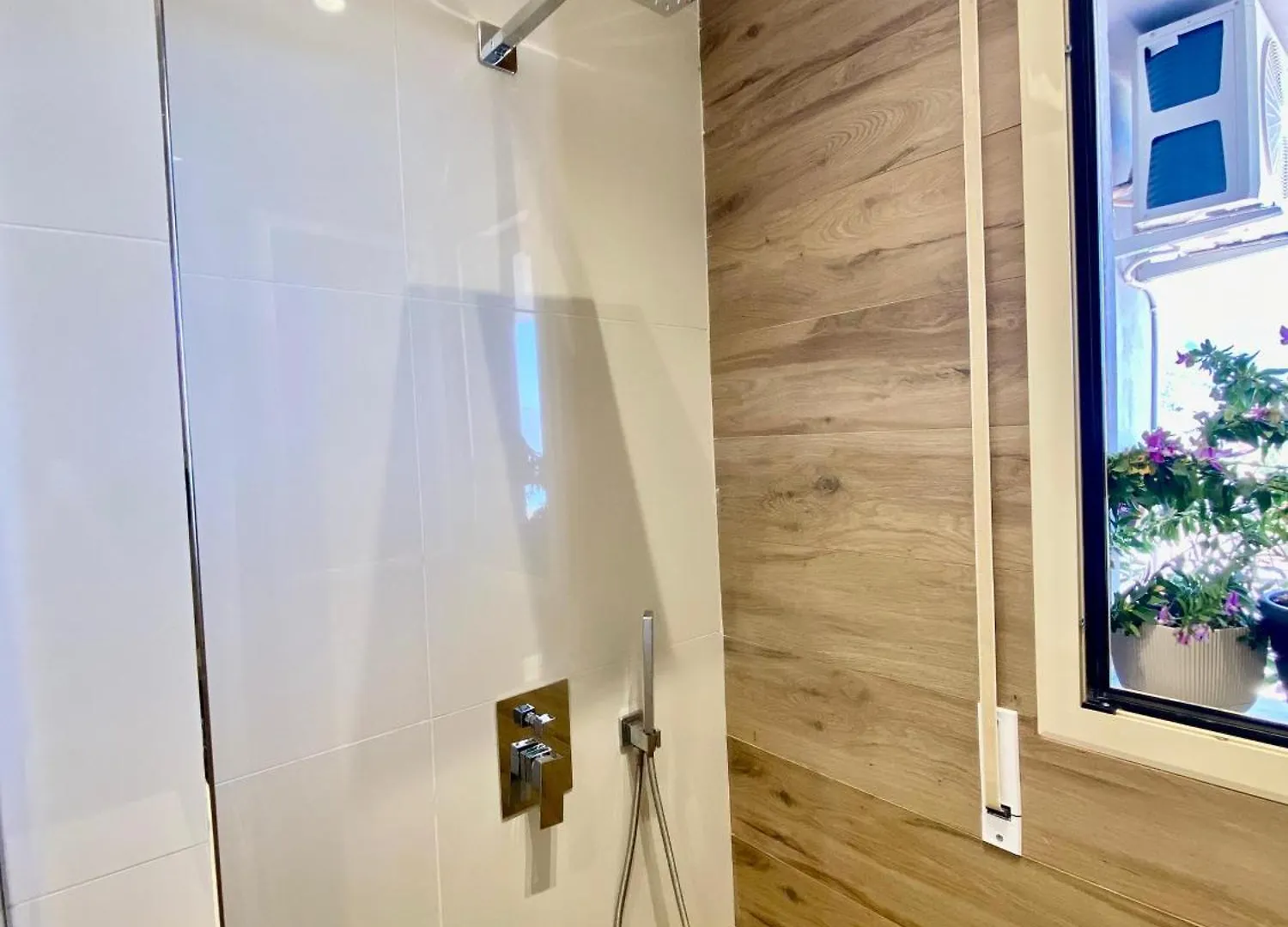 Flos Apartament Apartment Vlore