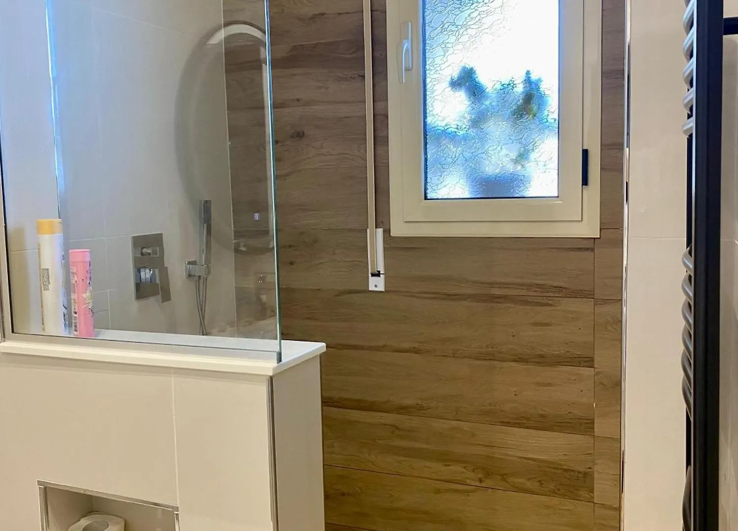 Flos Apartament Apartment Vlore